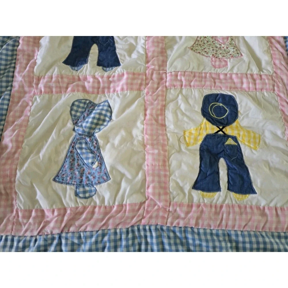 Vintage Handmade Sunbonnet Sue and Overall Bill Baby Quilt Stains Cutter 33x46